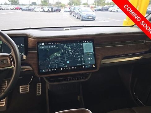 Used 2023 Rivian R1S Launch Edition AWD/4WD image 9