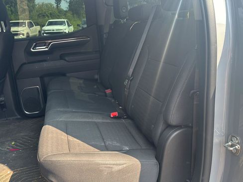 Used 2024 Chevrolet Silverado 1500 LT AWD/4WD image 10