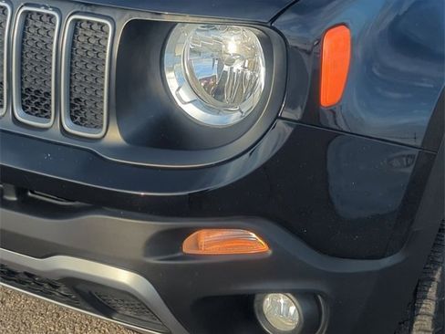 Used 2023 Jeep Renegade Latitude w/ Sun/Sound Group image 9