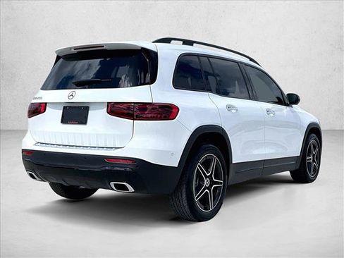 Used 2026 Mercedes-Benz GLB 250 image 17
