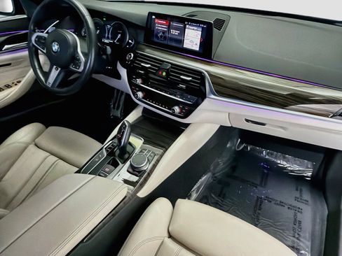Used 2019 BMW 540i w/ M Sport Package RWD image 11