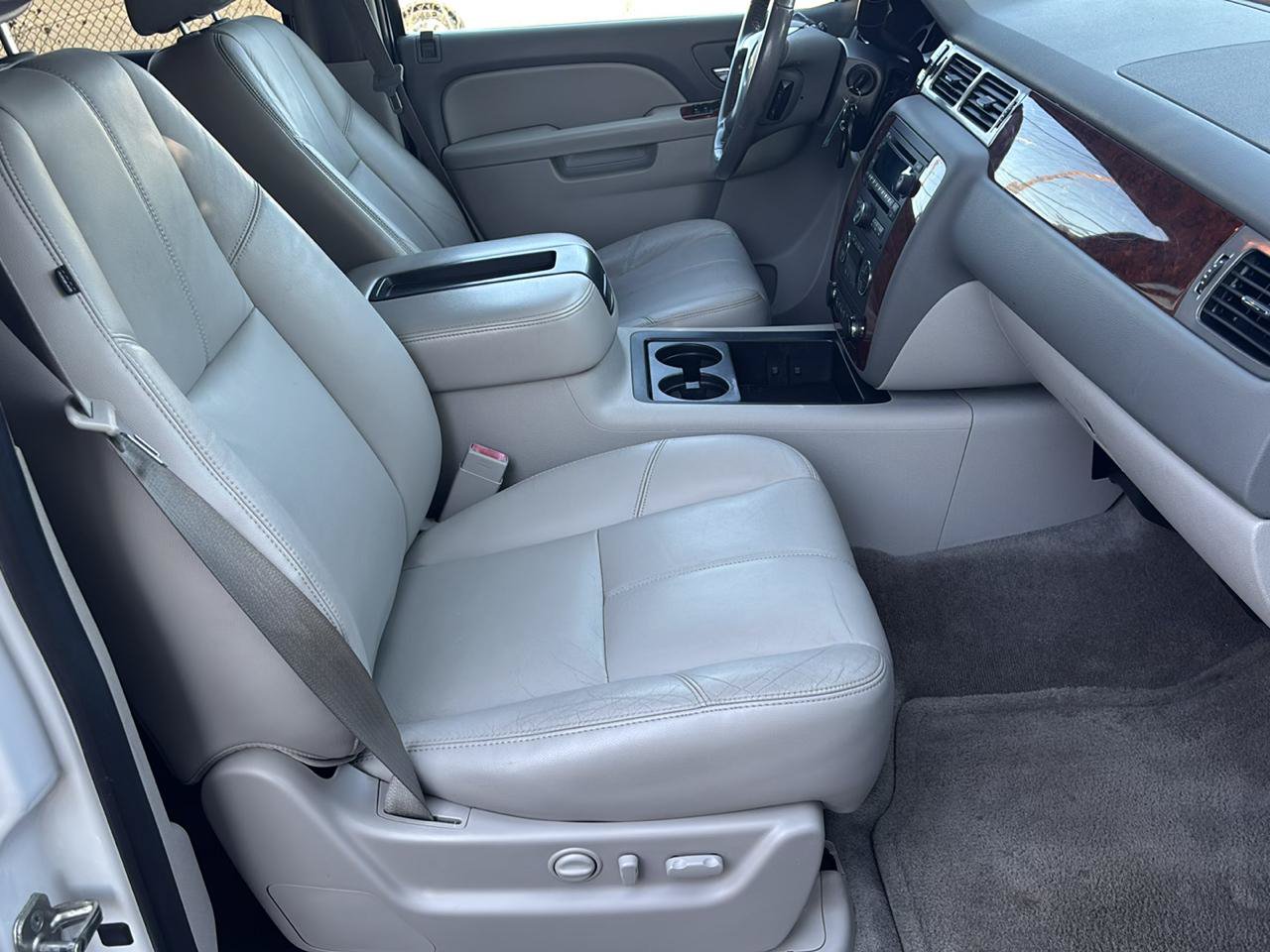Used 2012 Chevrolet Tahoe 4WD LT w/ Luxury Package image 26