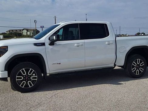 New 2026 GMC Sierra 1500 AT4 w/ AT4 Premium Package image 4