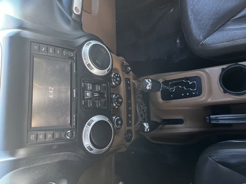 Used 2014 Jeep Wrangler Unlimited Sahara w/ Max Tow Package image 14