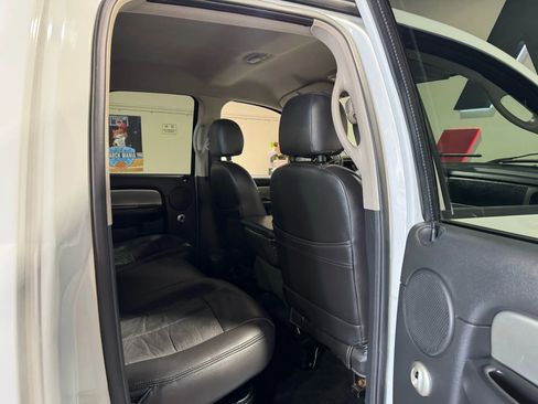 Used 2005 Dodge Ram 2500 Truck SLT w/ Trailer Tow Group image 16