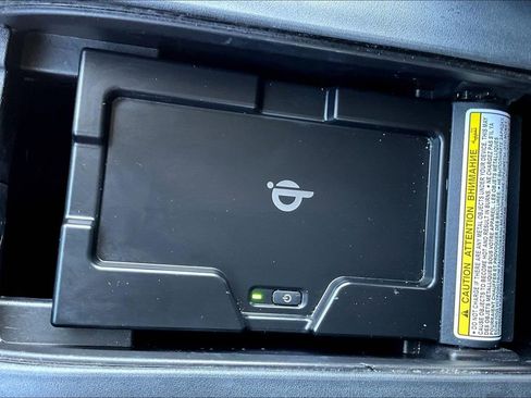 Used 2021 Toyota Highlander Platinum image 32