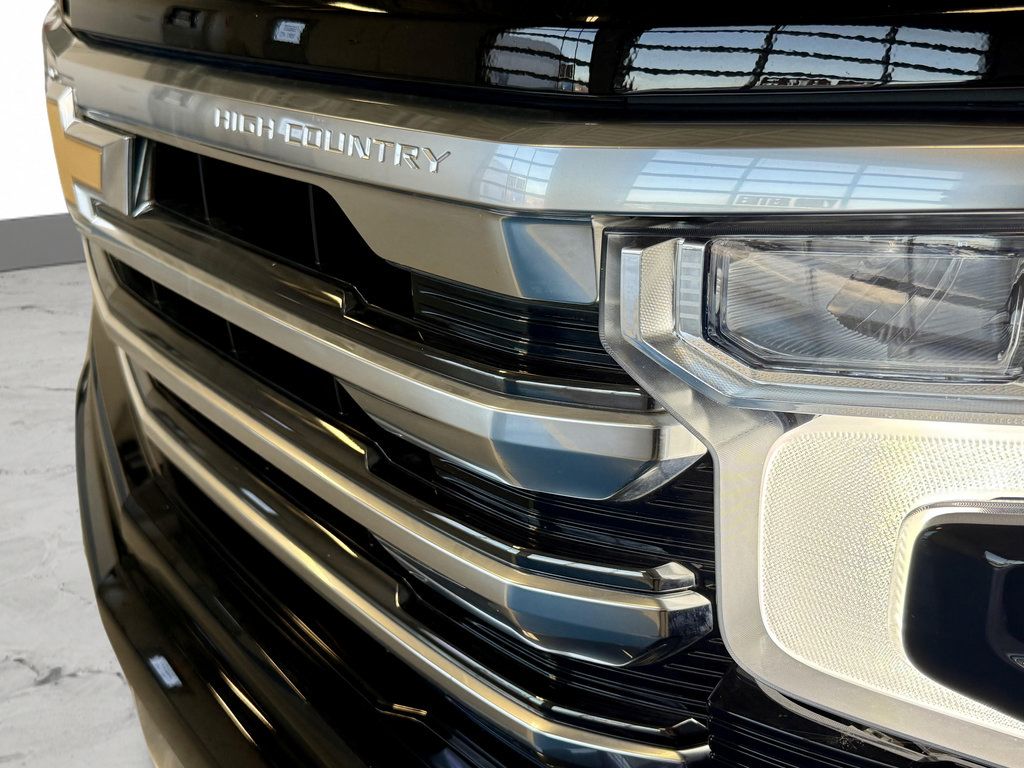 Used 2023 Chevrolet Silverado 1500 High Country w/ Technology Package AWD/4WD image 27