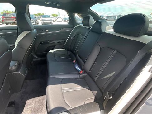 Used 2025 Kia K5 GT-Line w/ GT-Line Premium Package image 15