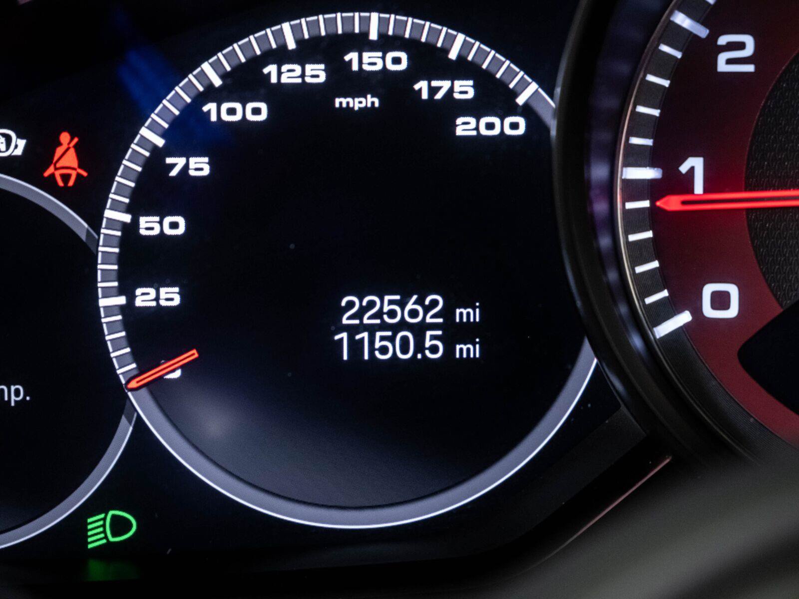 Certified 2023 Porsche Cayenne Turbo AWD/4WD image 12