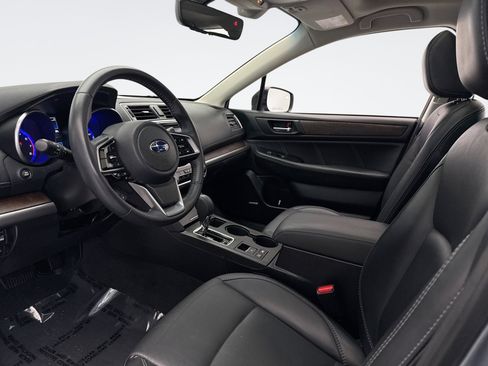 Used 2019 Subaru Outback 2.5i Limited w/ Popular Package #2 image 10