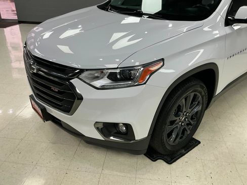 Used 2020 Chevrolet Traverse RS AWD/4WD image 38
