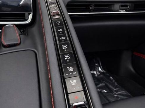 Used 2024 Chevrolet Corvette Z06 w/ Stealth Interior Trim Package RWD image 27
