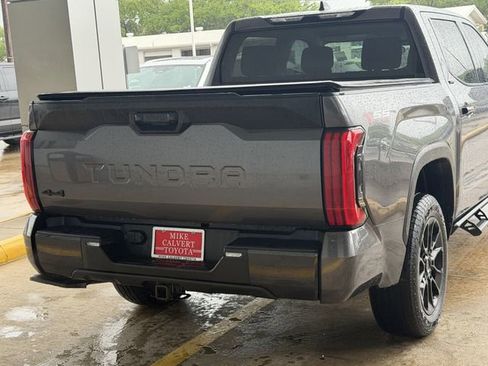 Used 2023 Toyota Tundra SR5 AWD/4WD image 7