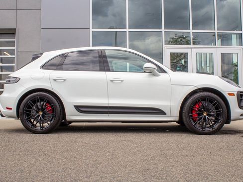 Used 2022 Porsche Macan GTS image 4