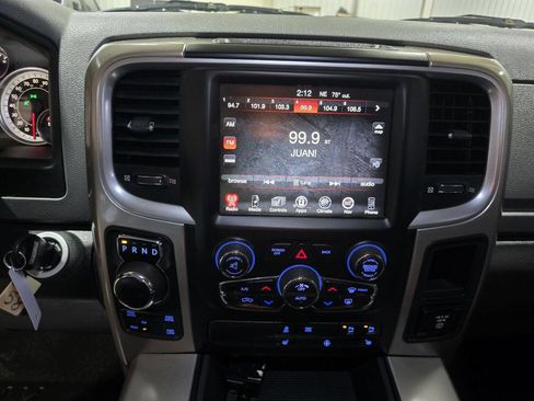 Used 2017 RAM 1500 Big Horn AWD/4WD image 39