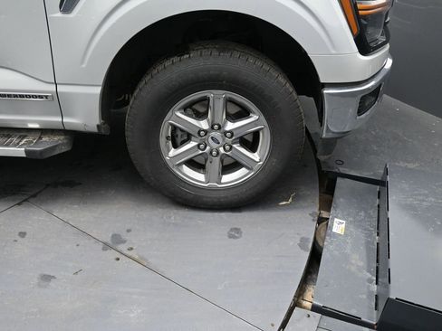 Used 2024 Ford F150 XLT w/ Mobile Office Package image 17