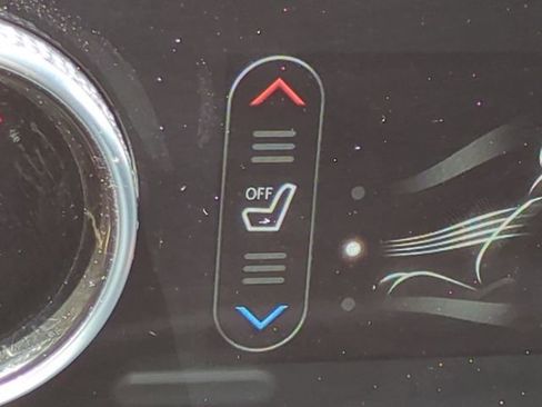 Certified 2022 Genesis GV70 2.5T w/ Advanced Package AWD/4WD image 20