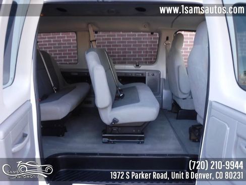 Used 2009 Ford E-350 and Econoline 350 XLT image 10