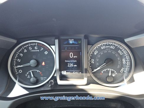 Used 2023 Toyota Tacoma SR5 w/ Technology Package RWD image 21