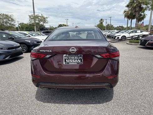 Certified 2025 Nissan Sentra SV FWD image 5