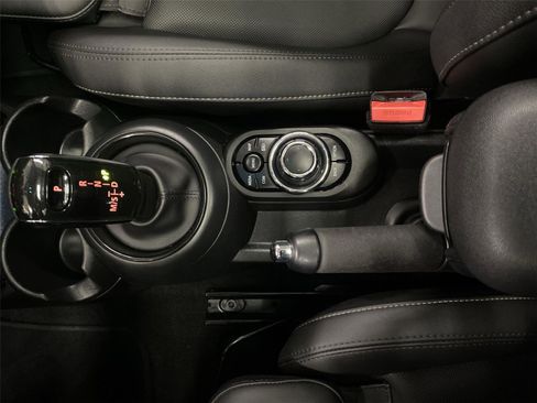 Certified 2023 MINI Cooper S w/ Premium Package image 27