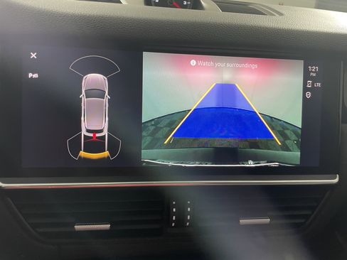 Certified 2023 Porsche Cayenne image 24