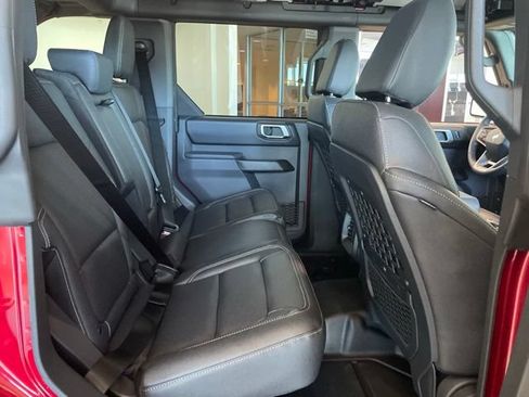 New 2026 Ford Bronco Badlands w/ Sasquatch Package AWD/4WD image 22