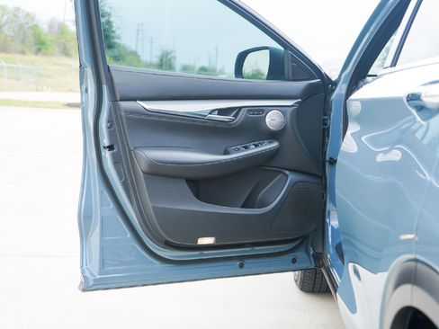 Certified 2023 INFINITI QX55 Essential image 19