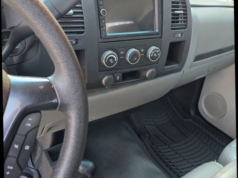 Used 2013 Chevrolet Silverado 1500 W/T w/ LS Package image 14