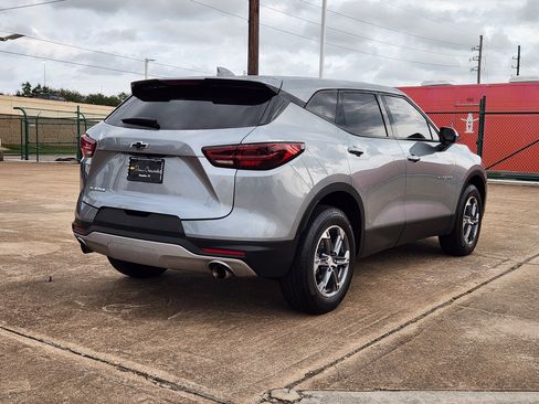 Certified 2024 Chevrolet Blazer LT w/ Driver Confidence Package image 6