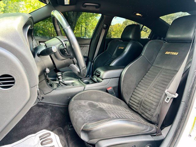 Used 2018 Dodge Charger R/T RWD image 19