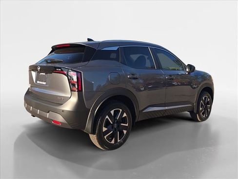 New 2026 Nissan Kicks SV w/ Cold Weather Package image 4