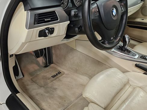 Used 2012 BMW 335is Convertible image 41