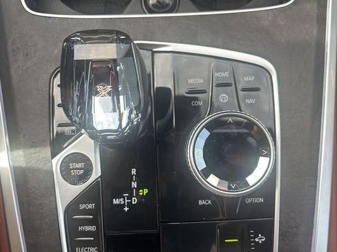 Used 2022 BMW X5 xDrive45e w/ M Sport Package AWD/4WD image 30