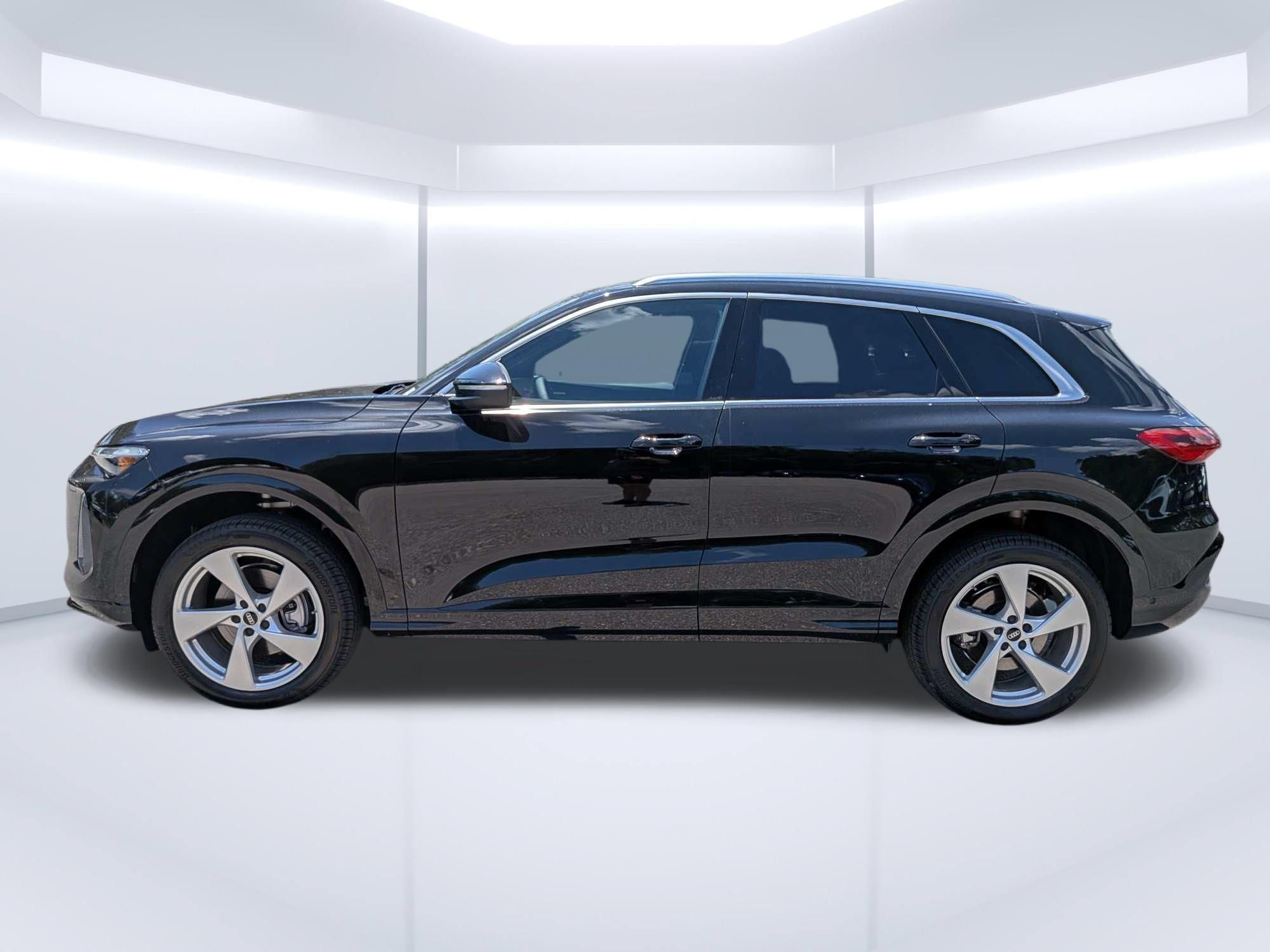 New 2026 Audi Q5 Premium AWD/4WD image 6
