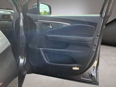 Used 2023 Honda Ridgeline RTL-E image 29