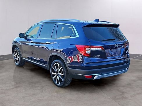 Certified 2022 Honda Pilot Touring image 4