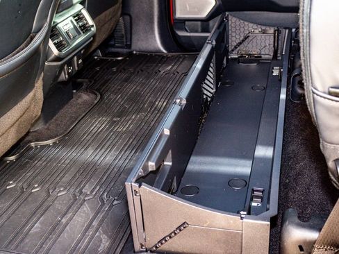 Used 2022 Ford F150 Platinum w/ Equipment Group 701A High image 32