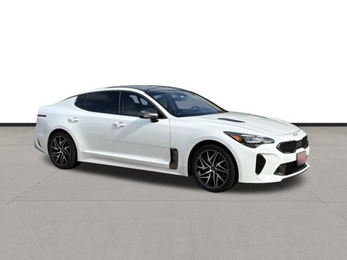 Used 2023 Kia Stinger GT-Line w/ Sun & Sound Package RWD image 3
