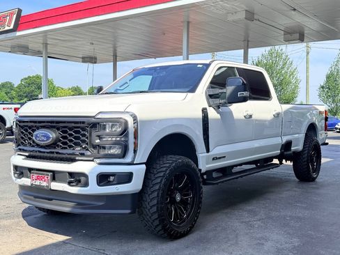 Used 2024 Ford F350 Lariat w/ Lariat Ultimate Package AWD/4WD image 6