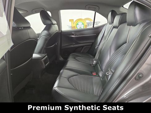 Used 2024 Toyota Camry SE image 12