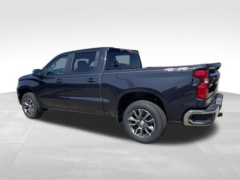 Used 2023 Chevrolet Silverado 1500 LT AWD/4WD image 6