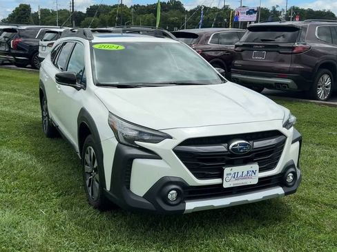 Used 2024 Subaru Outback Limited AWD/4WD image 9