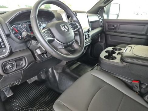 New 2026 RAM 2500 Tradesman w/ Chrome Appearance Group AWD/4WD image 14
