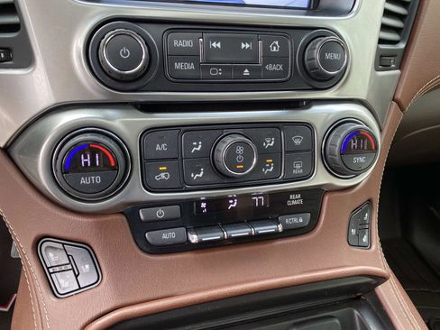 Used 2019 Chevrolet Tahoe Premier image 16