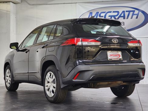 Used 2023 Toyota Corolla Cross L AWD/4WD image 8