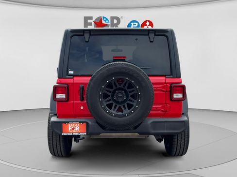 Used 2018 Jeep Wrangler Unlimited Sport S AWD/4WD image 4