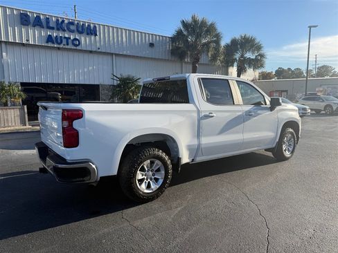 Used 2022 Chevrolet Silverado 1500 LT image 3