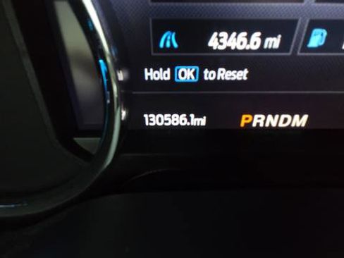 Used 2022 Ford F350 Platinum image 11