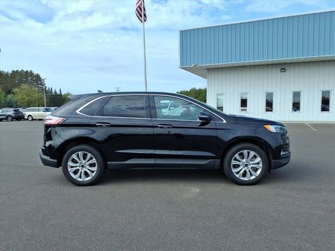 Used 2024 Ford Edge Titanium w/ Equipment Group 301A image 7